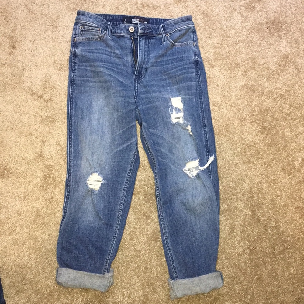 Hollister Girlfriend High Rise Jeans